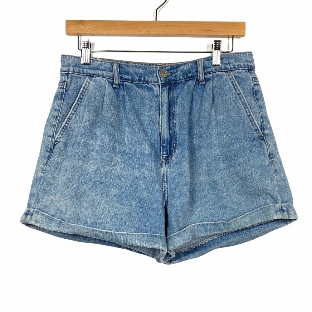 American Eagle High Rise Cuffed Mom Shorts Size 8